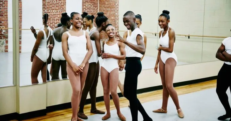 contactubg Customized Dance Curriculum